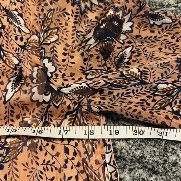Lulu’s Peach and Brown Botanical Shift with Gold Thread Long Sleeve Dress - Picture 4 of 16